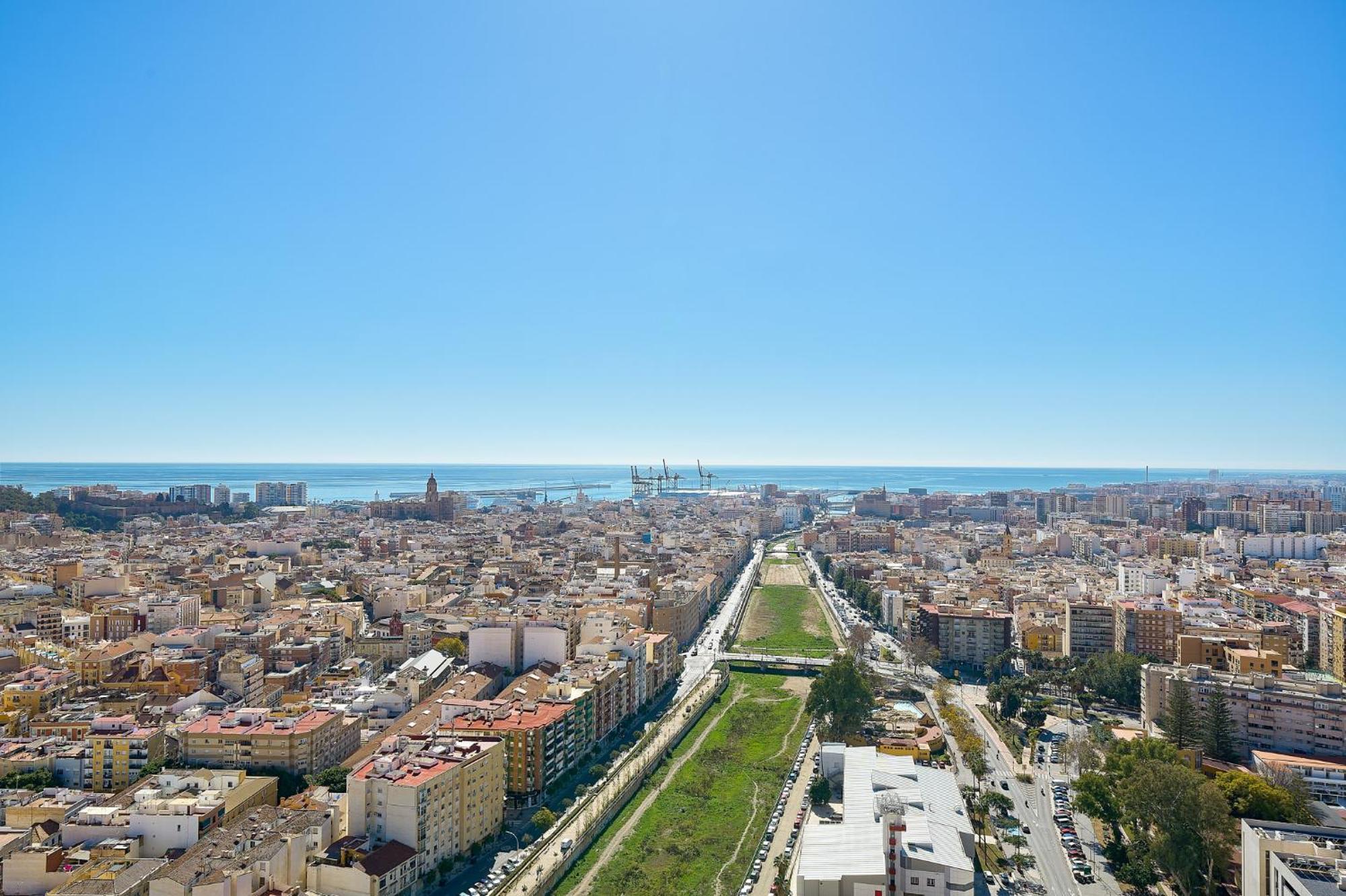 Malaga Skyline By Lovely Rentals Eksteriør billede